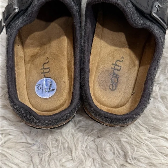Earth Charcoal Gray Buckle  Eras Casual Wool Comfort Clogs Size 7.5M - Picture 6 of 7
